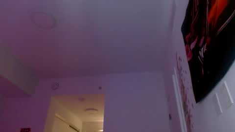 Snapshot of vickyyyx chatting on 10-21-25, 04:13 Goddess Victory online show from 10-21-25, 04:13