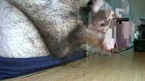 VictorHume online show from 10-30-25, 05:02