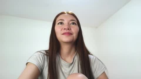 Victoria  online show from 03-22-26, 06:39