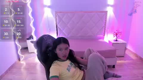 victoria1_tay online show from 06-18-26, 07:40