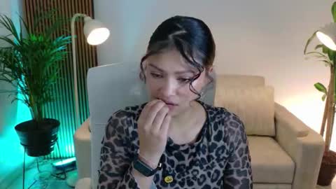 victoria online show from 01-06-26, 01:15