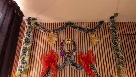 victorira online show from 12-14-24, 09:24