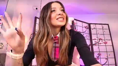 Snapshot of victoria_adams14 chatting on 07-16-26, 03:23 Victoria for you online show from 07-16-26, 03:23