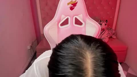 victoria_b_ online show from 09-12-25, 08:31