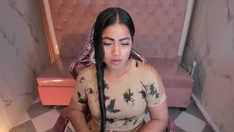 victoria_b_ online show from 10-01-25, 08:04