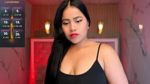 victoria_b_ online show from 10-11-25, 08:18