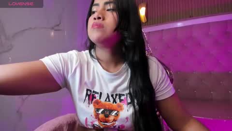 victoria_b_ online show from 10-18-25, 09:15