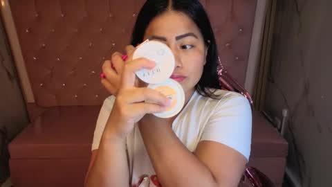 victoria_b_ online show from 11-01-25, 08:11