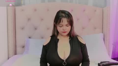 Snapshot of victoria_cherry_ chatting on 03-18-26, 11:13 victoria_cherry_ online show from 03-18-26, 11:13