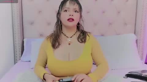 Snapshot of victoria_cherry_ chatting on 03-19-26, 11:14 victoria_cherry_ online show from 03-19-26, 11:14