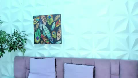 Victoria online show from 02-14-25, 02:54