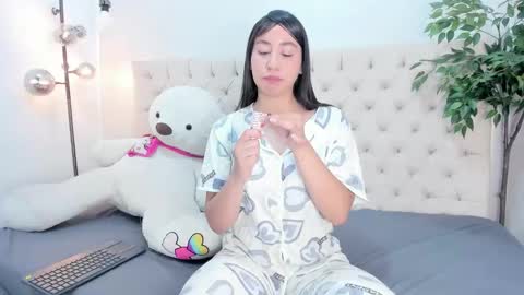 Victoria online show from 03-03-26, 07:20