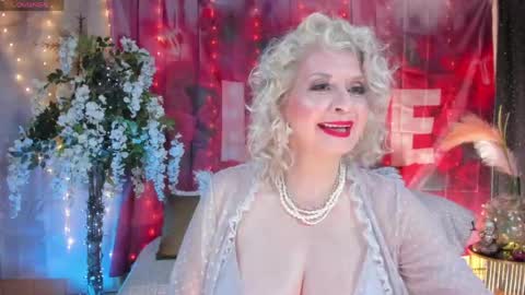 diorvictoria9 online show from 04-24-26, 07:16