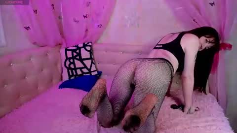 Snapshot of victoria_ecstasy chatting on 06-13-26, 02:04 victoria_ecstasy online show from 06-13-26, 02:04