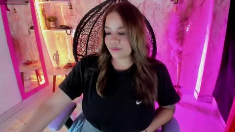 victoria_floyd1 online show from 02-22-25, 12:08