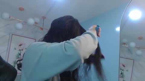 Snapshot of victoria_hernandez_t chatting on 04-08-26, 01:11 Victoria online show from 04-08-26, 01:11