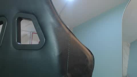 Snapshot of victoria_hernandez_t chatting on 05-06-26, 01:16 Victoria online show from 05-06-26, 01:16