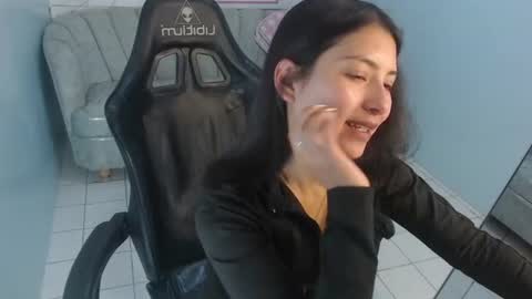 Victoria online show from 06-27-26, 01:50