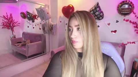 Victoria  online show from 02-24-26, 03:59