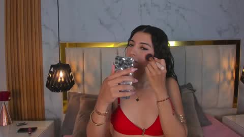  Victoria Lozano  online show from 01-28-25, 12:43