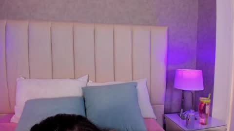  Victoria Lozano  online show from 02-08-25, 12:50