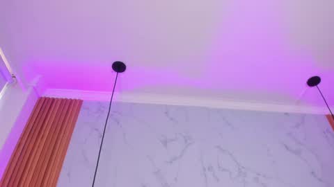  Victoria Lozano  online show from 02-26-25, 03:52