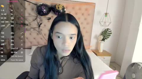 victoria_kitt online show from 10-20-25, 02:50