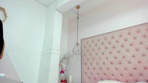 victoria_kitt online show from 06-18-26, 07:18