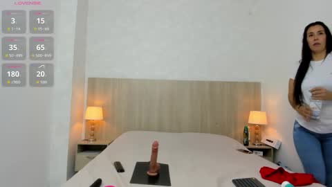 victoria_pachon online show from 11-06-25, 07:15