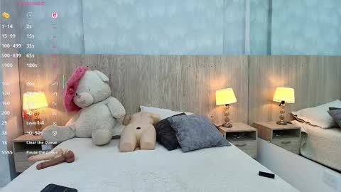 victoria_pachon online show from 04-30-26, 07:09
