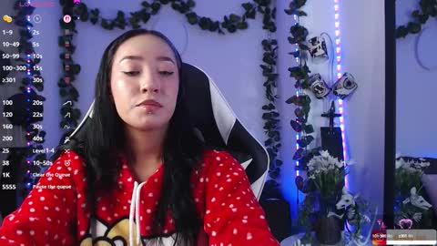 Victoria  online show from 10-08-25, 04:32