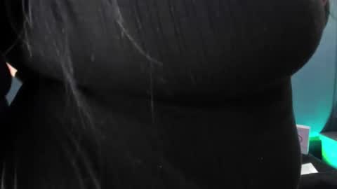 Snapshot of victoria_rossy_ chatting on 03-26-26, 09:31 Victoria online show from 03-26-26, 09:31