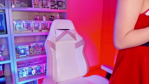 Victoria online show from 12-14-25, 04:51