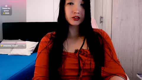 Snapshot of victoria_smile_ chatting on 01-06-25, 03:08 Victoria online show from 01-06-25, 03:08