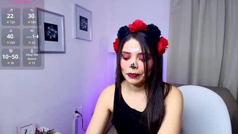 Victoria online show from 10-31-25, 01:56