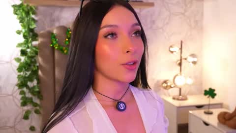 Snapshot of victoria_watsson chatting on 03-17-26, 12:30 victoria_watsson online show from 03-17-26, 12:30