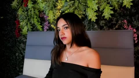 victoriaa2_doll online show from 05-07-26, 11:59