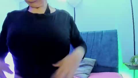 Snapshot of victoriaa_anderson_ chatting on 06-26-26, 12:09 victoriaa_anderson_ online show from 06-26-26, 12:09