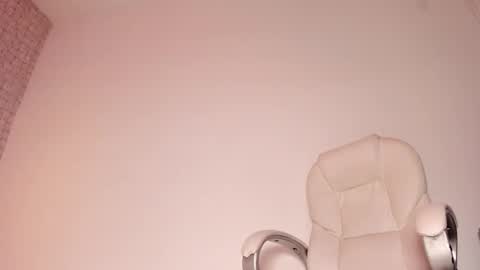 Victoria Sofia online show from 03-12-25, 09:23