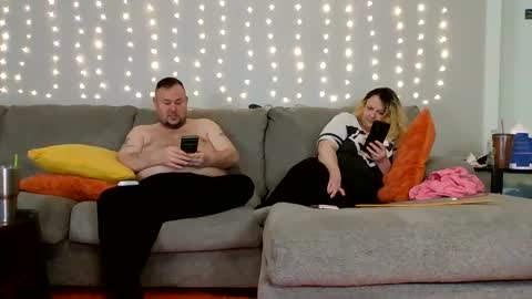 Victoria and Jesse online show from 12-07-24, 12:08