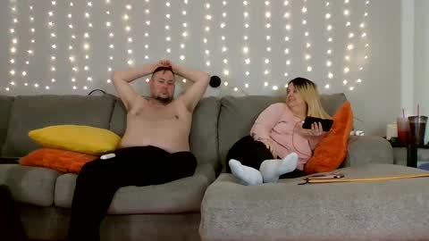 Victoria and Jesse online show from 12-11-24, 12:34