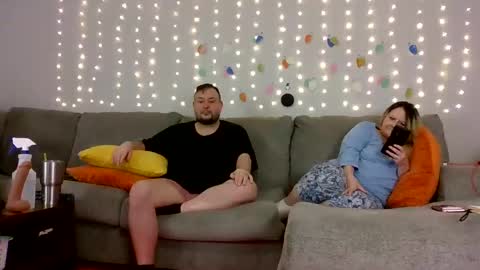 Victoria and Jesse online show from 12-14-24, 05:07