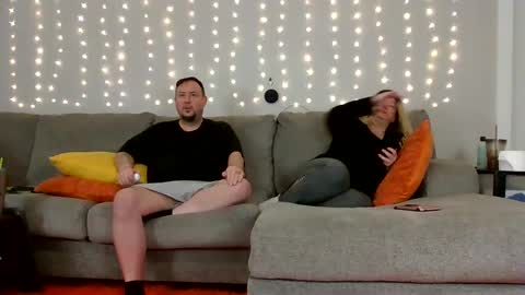 Victoria and Jesse online show from 12-24-24, 10:33