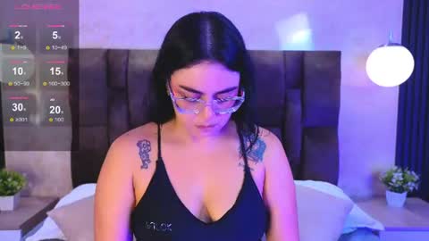 Victoria Andrade online show from 06-19-26, 12:09