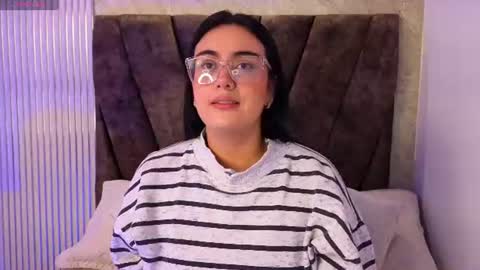 Victoria Andrade online show from 06-22-26, 11:40