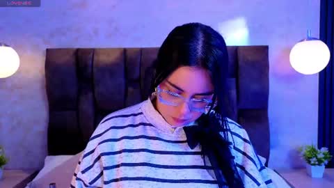 Victoria Andrade online show from 06-23-26, 11:52