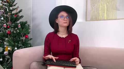 Victoria online show from 12-27-24, 01:07