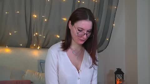 Victoria online show from 10-25-25, 06:21