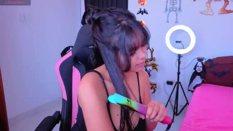 Snapshot of victoriacarmonaa chatting on 10-20-25, 03:23 victoriacarmonaa online show from 10-20-25, 03:23