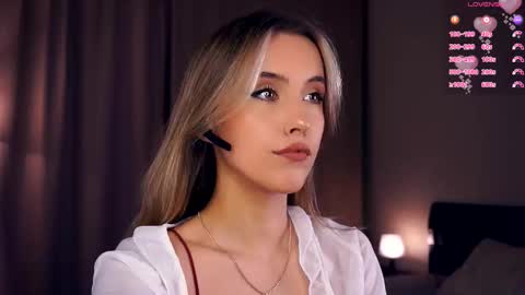 Anasteisha  Day Helen  Night online show from 09-08-25, 07:24